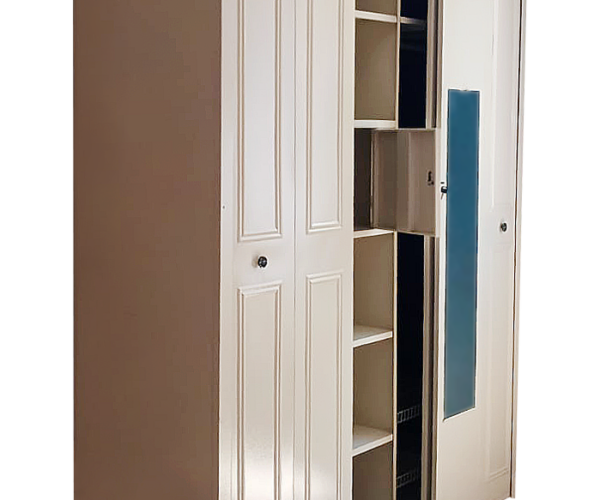 Clóset, puerta corrediza Tipo decorado